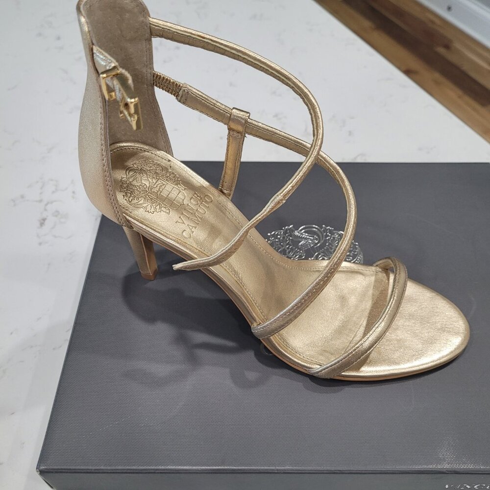 Vince Camuto Careleen  Gold 7.5